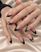 Noir Wing French press-on nails
